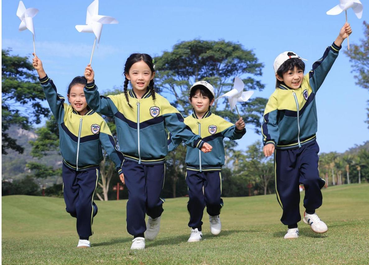 幼儿校服